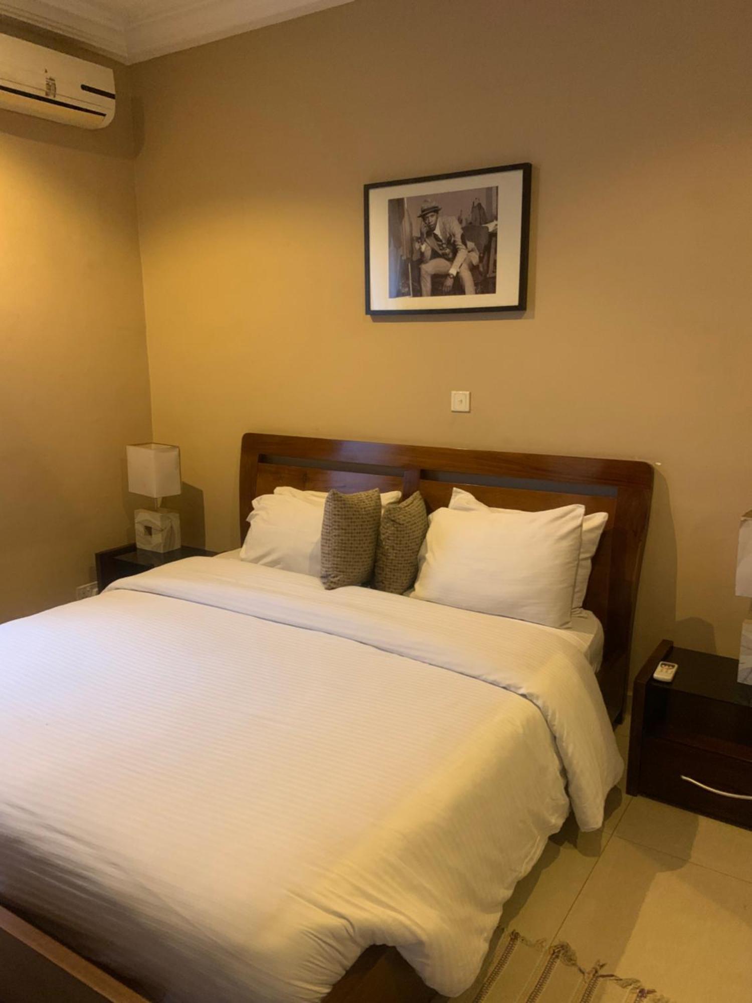 Manjaro Suites Accra Exterior photo