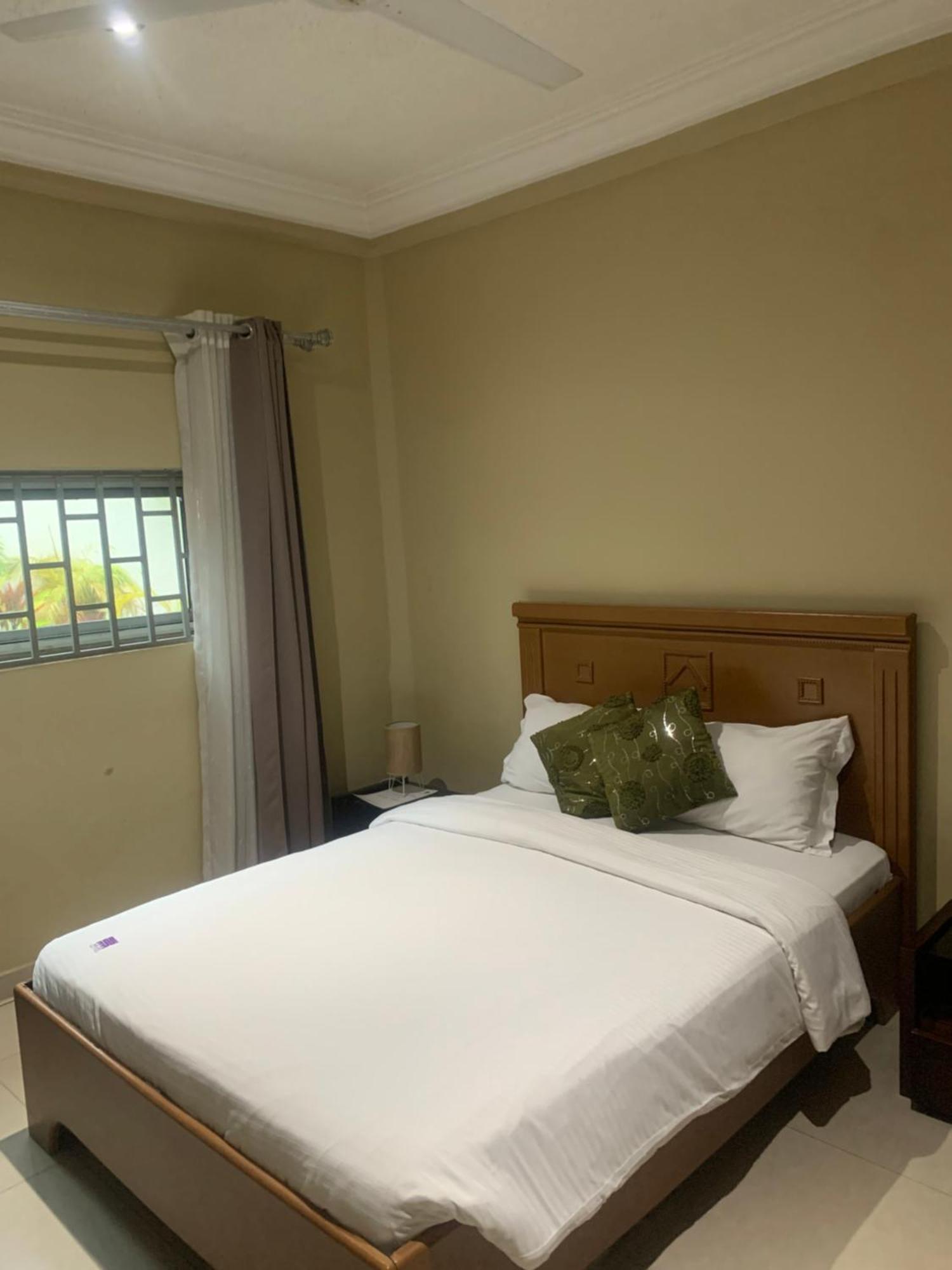 Manjaro Suites Accra Exterior photo