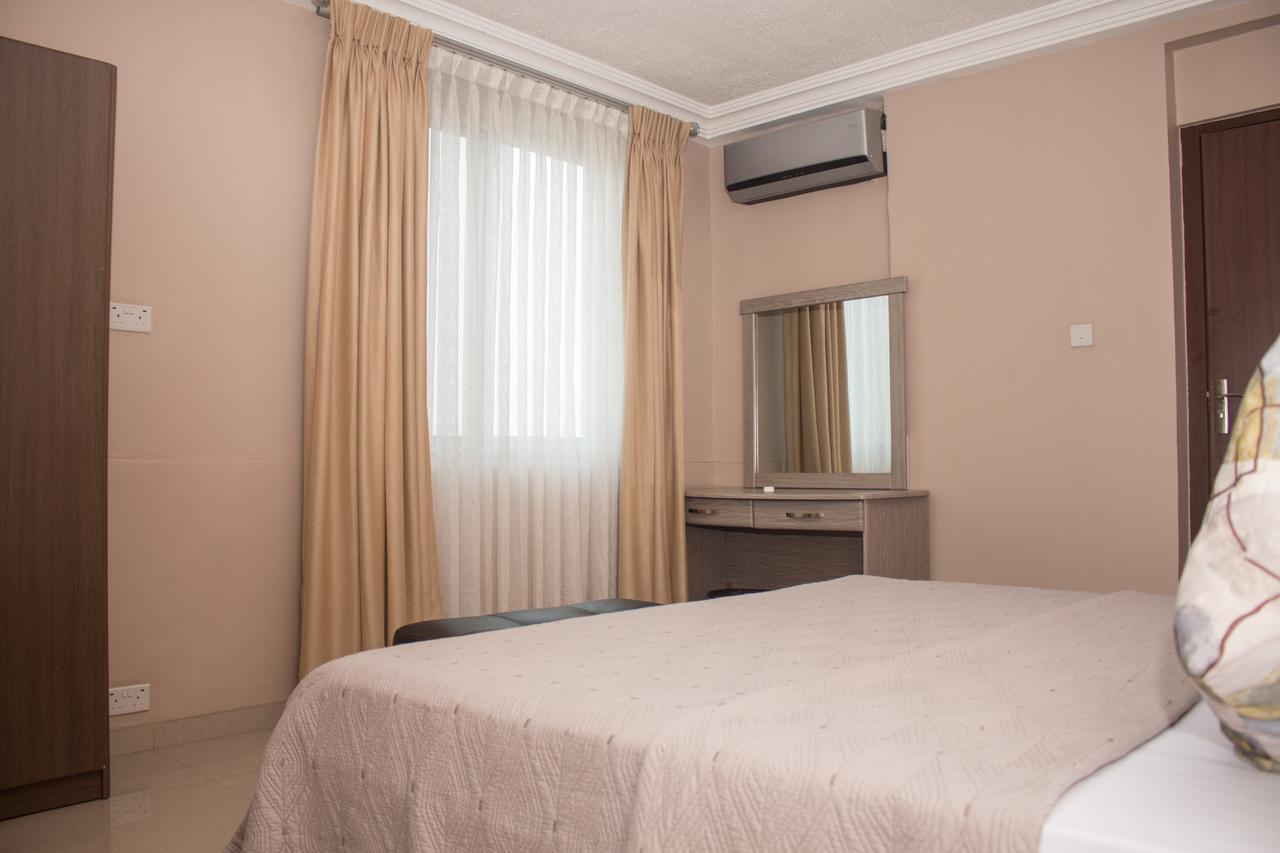 Manjaro Suites Accra Exterior photo