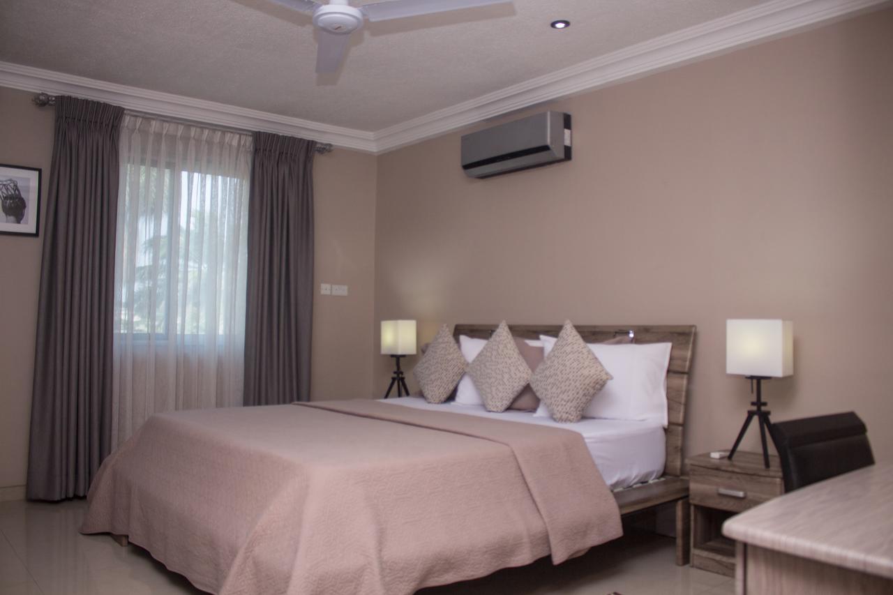 Manjaro Suites Accra Exterior photo