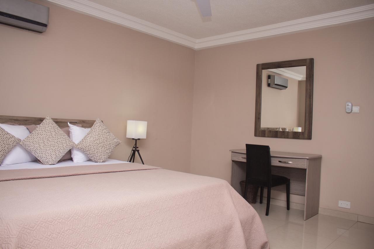 Manjaro Suites Accra Exterior photo